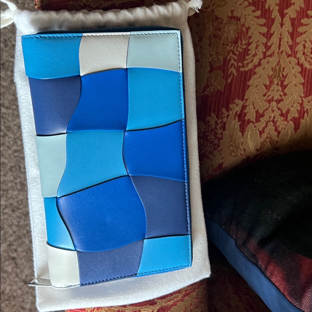 Bottega Veneta Cassette Wallet - Picture 6 of 7